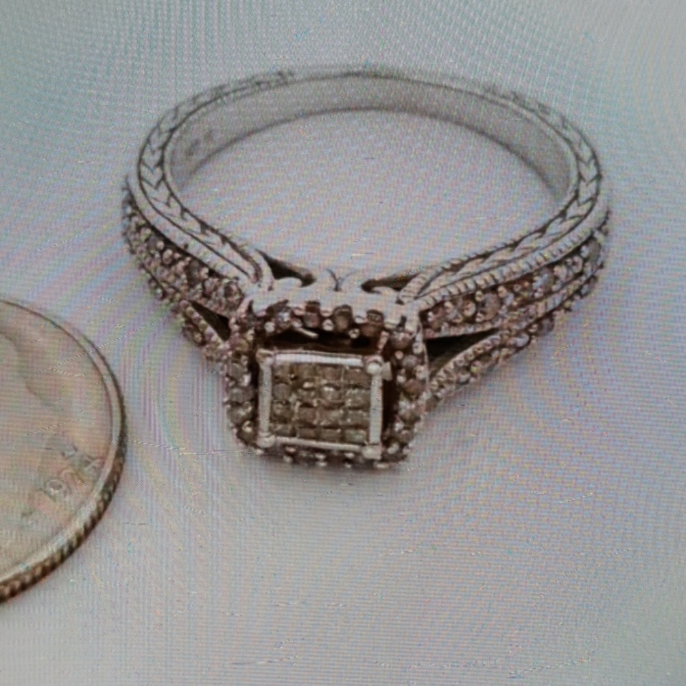 FIRM PRICE DIAMOND RING